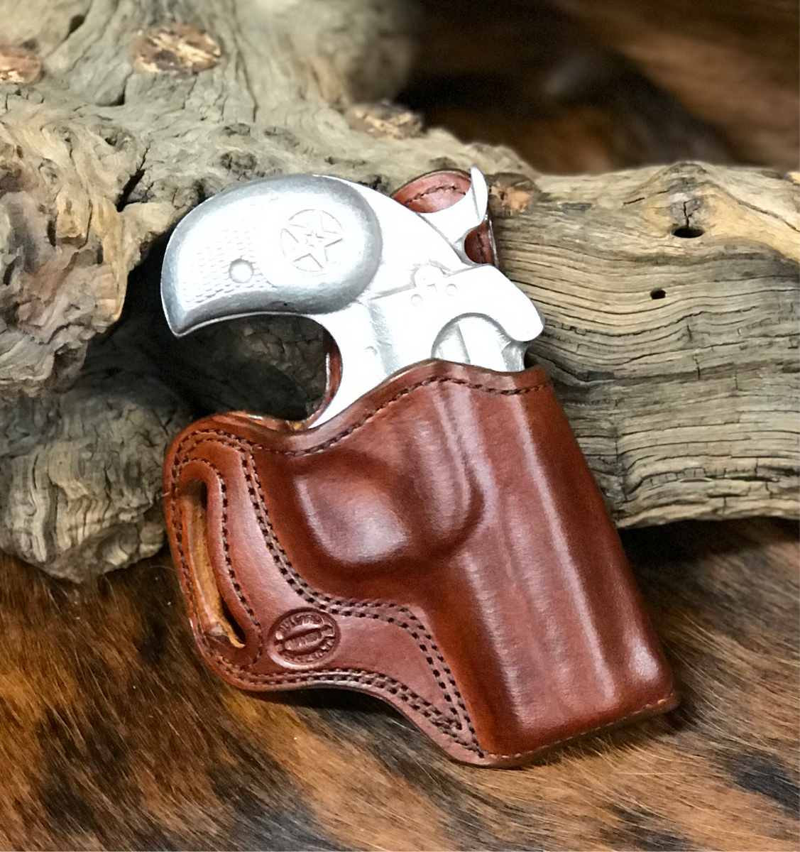 Crossdraw For Bond Arms Series – Bullard Leather